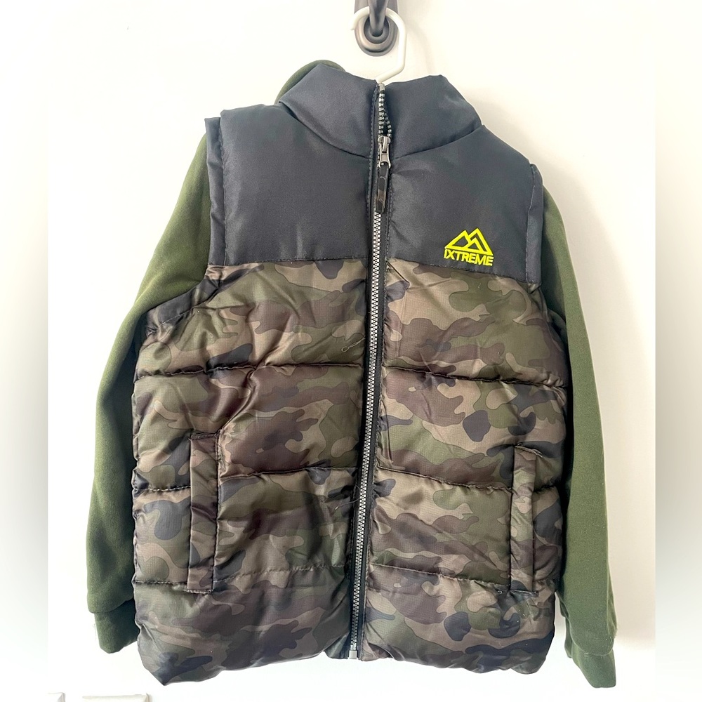 Boy’s Camo Puffer Vest with attached hoodie